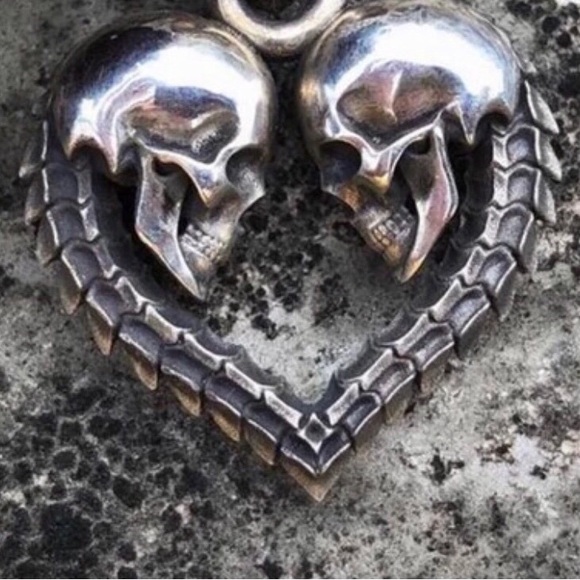 Spinal Cord Skull Heart- Skeleton Spine Death Lover Horror Gothic Steel Necklace - Picture 11 of 16